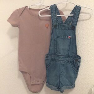 Carter’s / Set / Overall & Purple Onesie / Girl / 24M / 2T